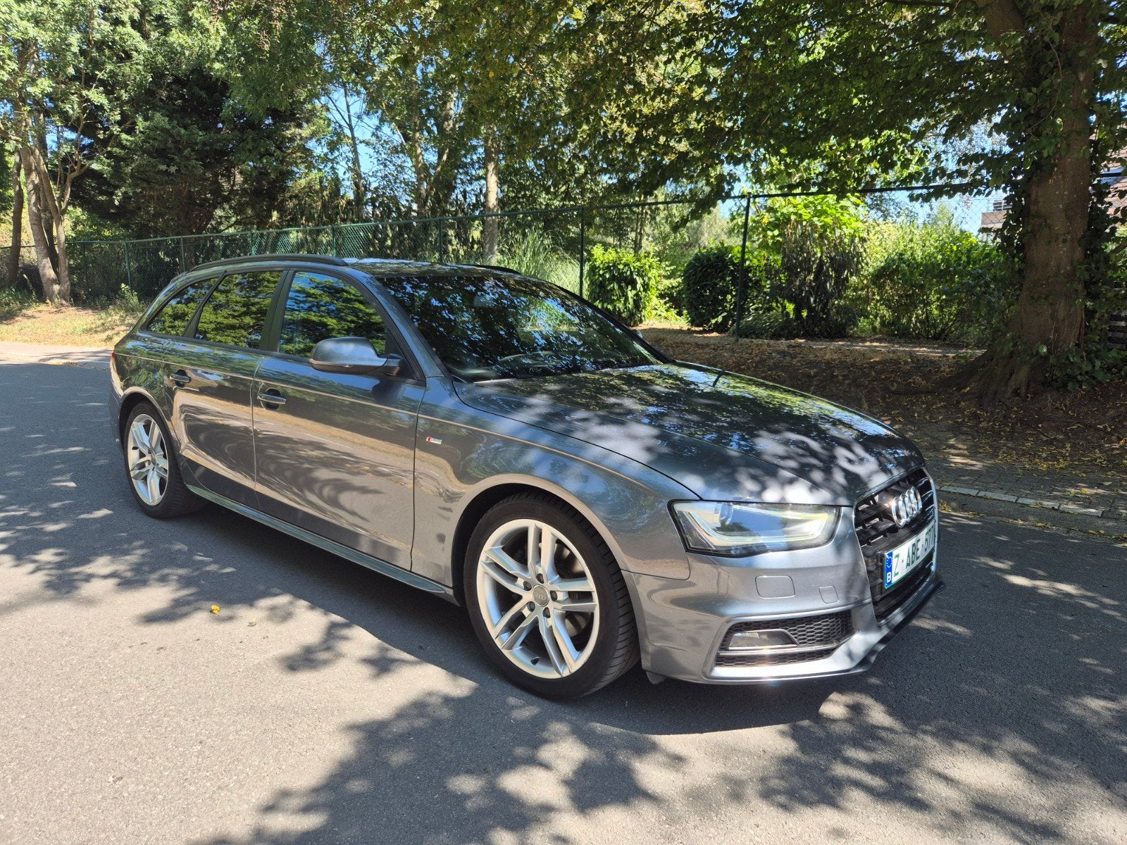 AUDI A4 S-LINE | EURO 6 | FULL OPTION, Auto's, Voorwielaandrijving, Dealer onderhouden, Adaptive Cruise Control, A4