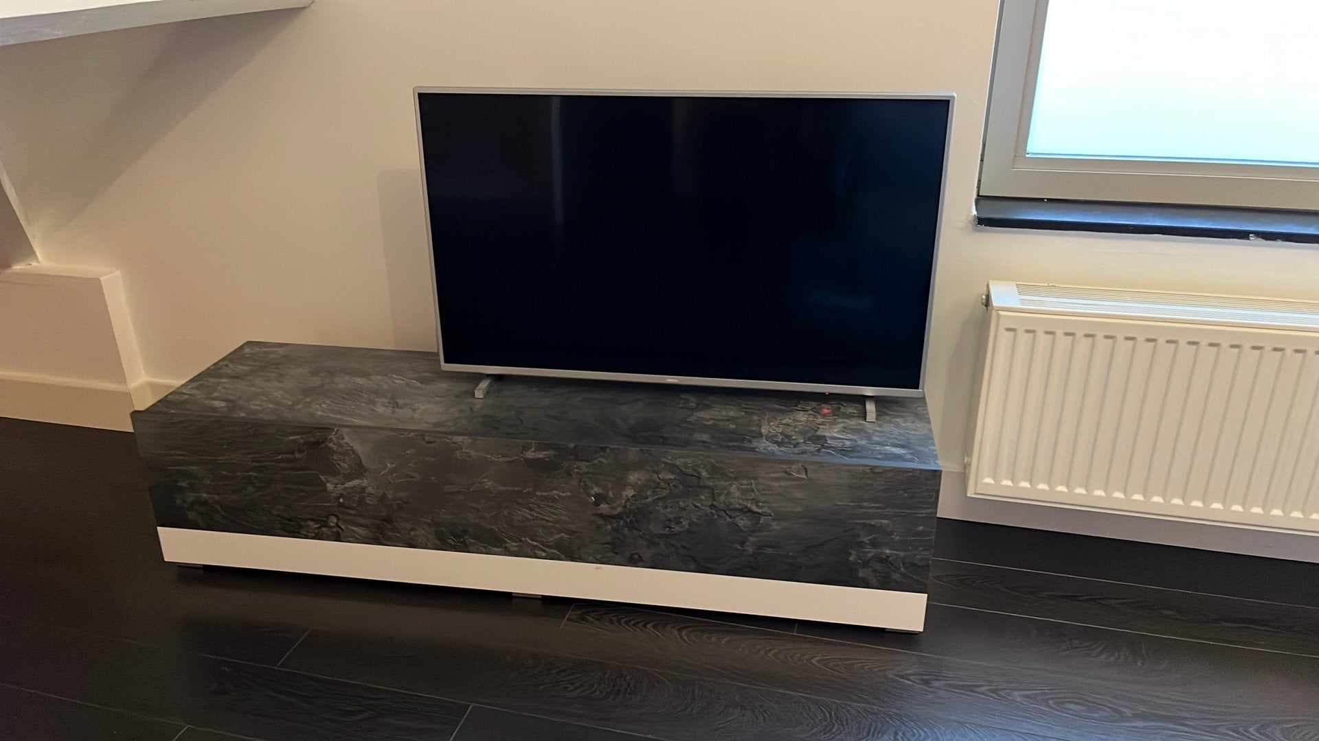 Joli meuble TV, Enlèvement, Comme neuf