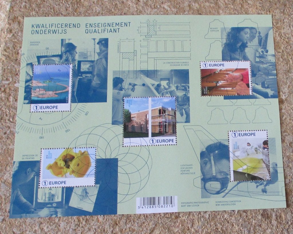 1 blok BL233 kwalificerend onderwijs, Postzegels en Munten, Frankeerzegel, Ophalen of Verzenden, Zonder stempel, Postfris