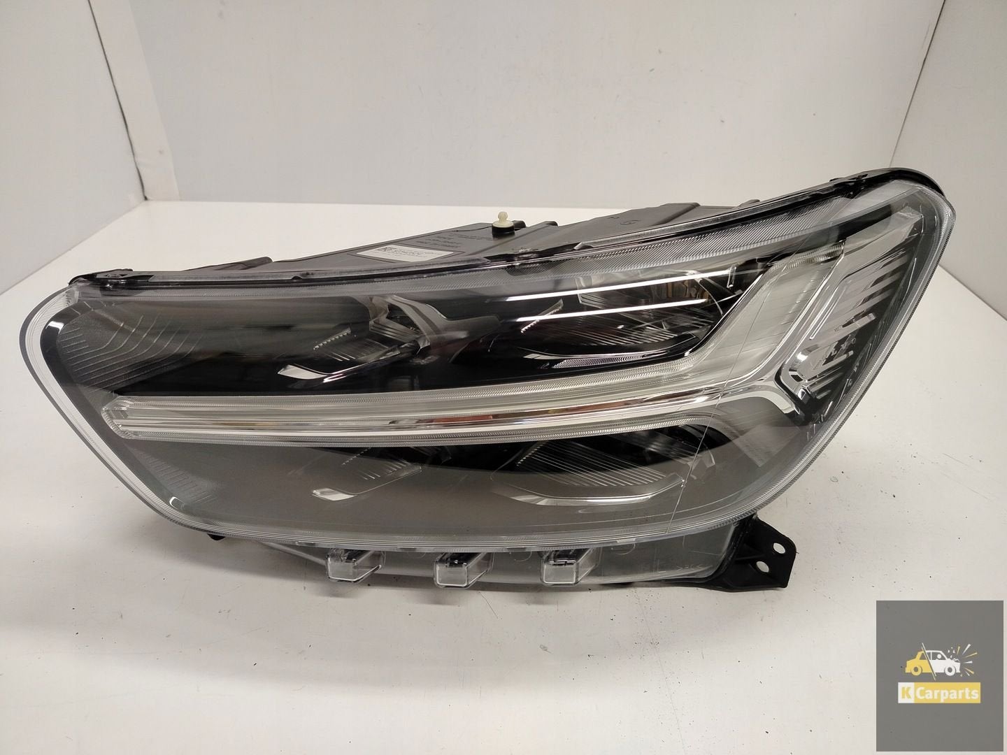 32342524, Volvo XC40 MID LED-lamp links, Gebruikt, Gunnar Engellaus vag 8
405 31  Gothenburg, SE, Info@volvocars.com, Volvo