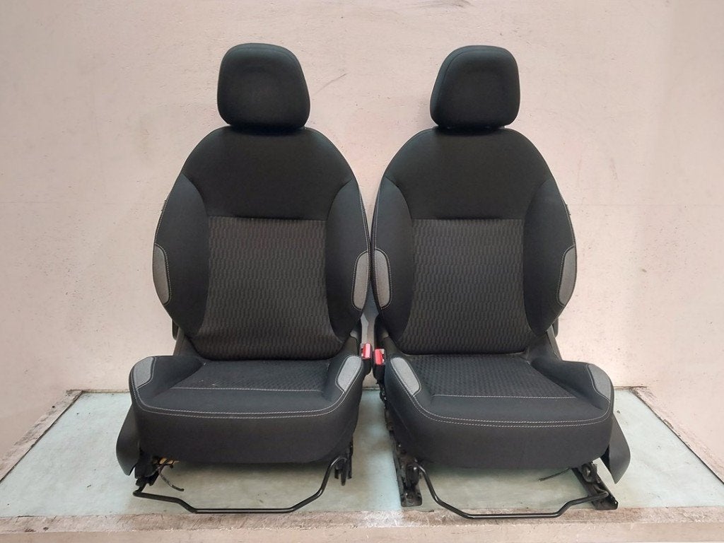 INTERIEUR COMPLET Peugeot 208 I (CA / CC / CK / CL), Dhr. J. Ham, Administratie@autoham.nl, Utilisé, Peugeot