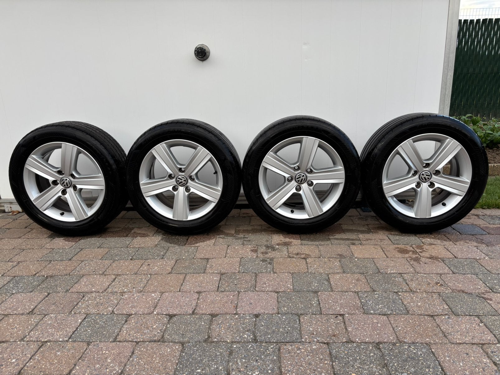 Originele VW Dover 16” Goodyear zomerset, Auto-onderdelen, Ophalen, Band(en)