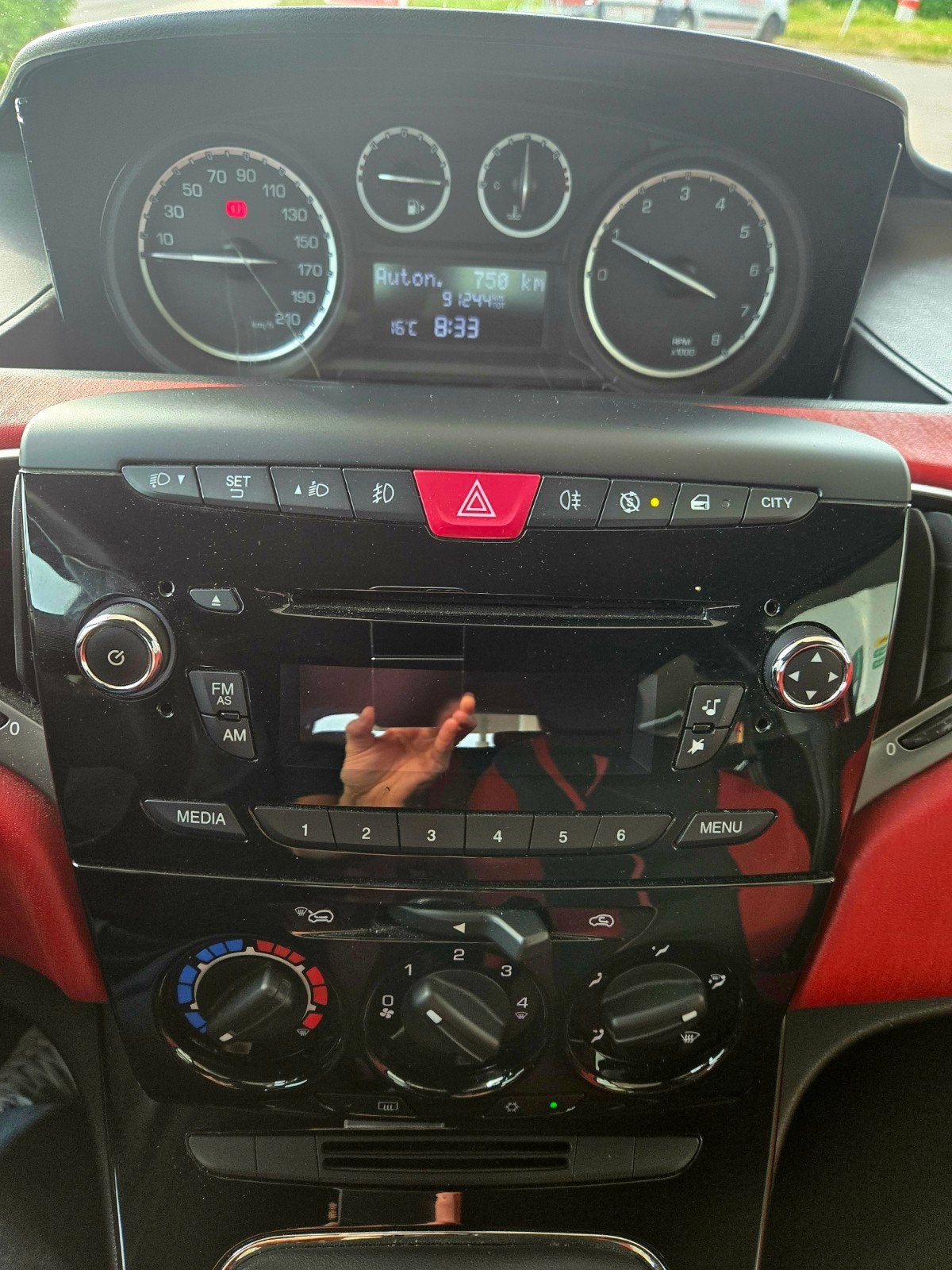 Lancia Ypsilon 1.2 Prête a immatriculer, Rouge, Euro 5, Achat, Particulier