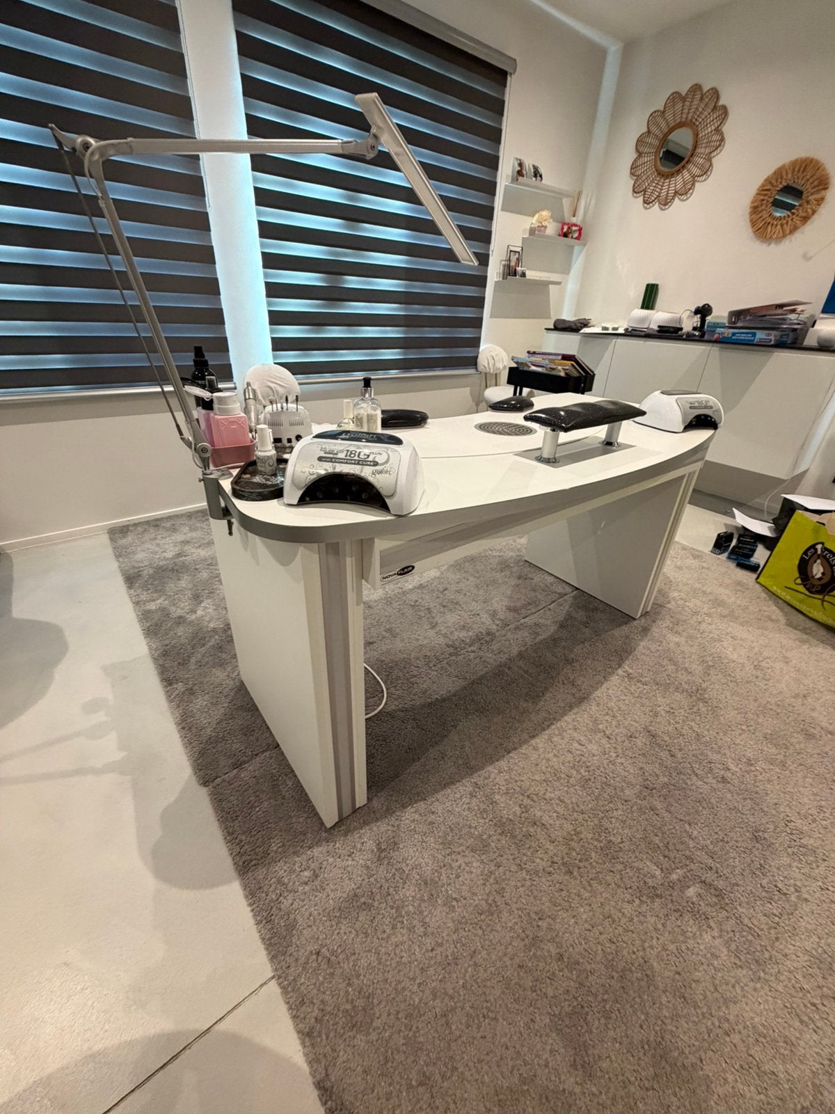 Professioneel Novaflair NagelTafel (inclusief Taifuun 2), Ophalen, Tafel