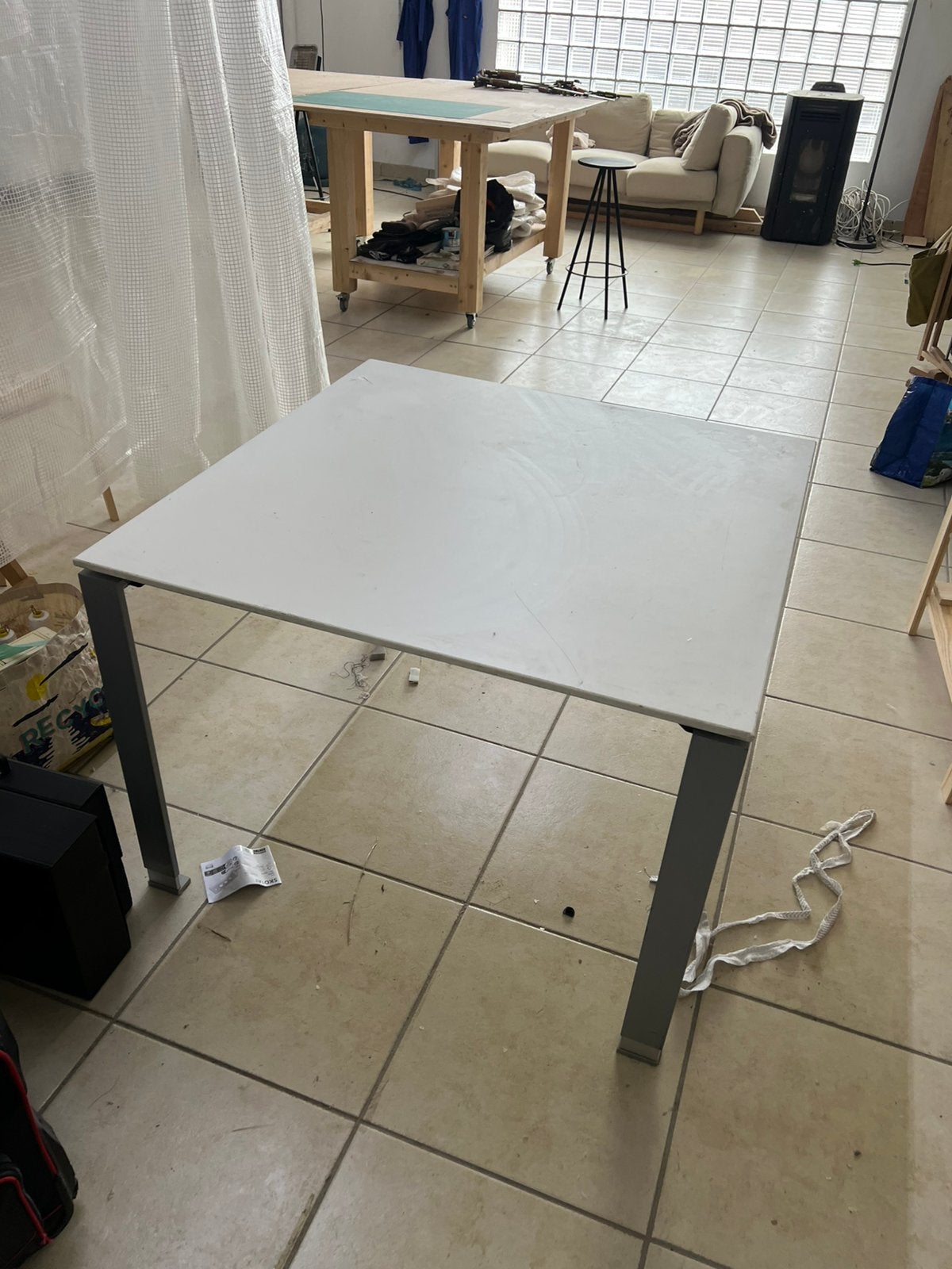 Table bureau 1x1m, Werkplek, Ophalen, Gebruikt, Bureau