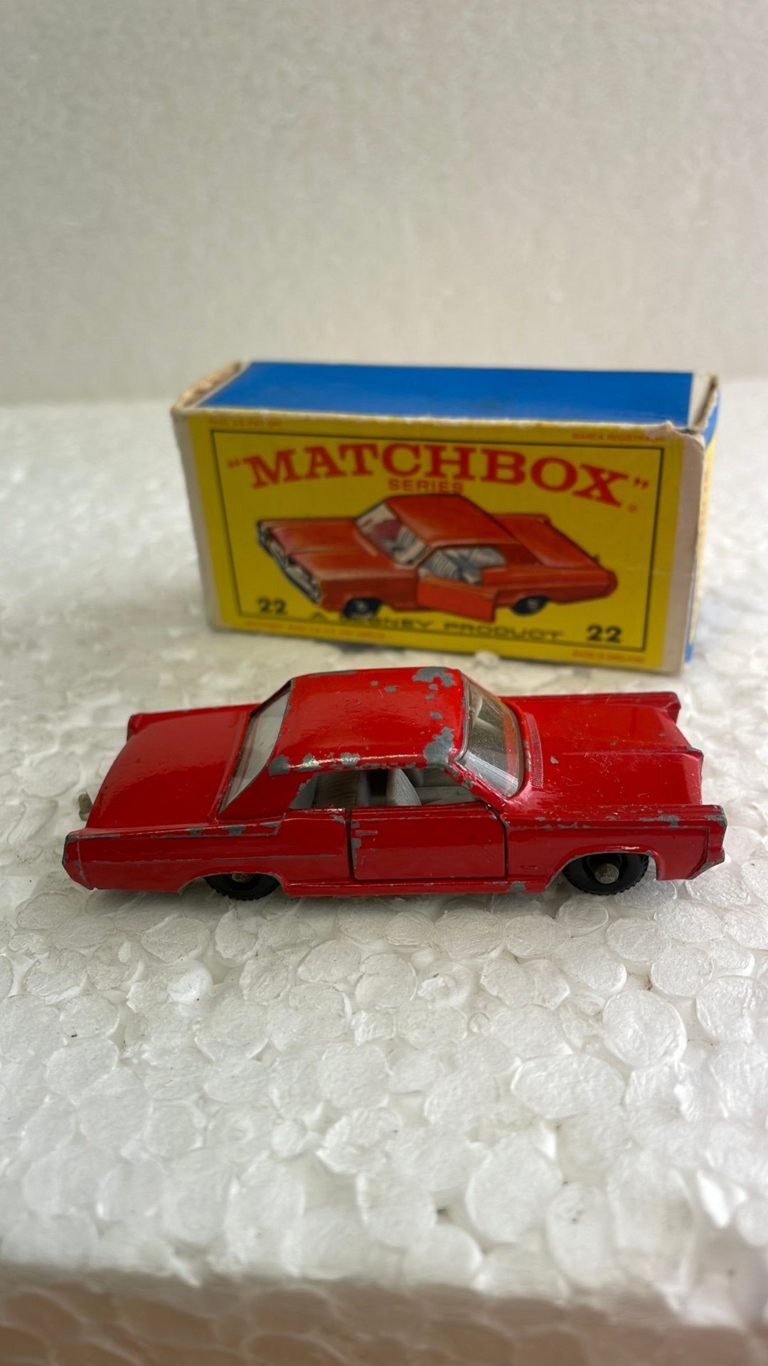 Matchbox 22 Pontiac Coupé, Hobby & Loisirs créatifs, Voitures miniatures | Échelles Autre, Enlèvement ou Envoi, Comme neuf, Voiture