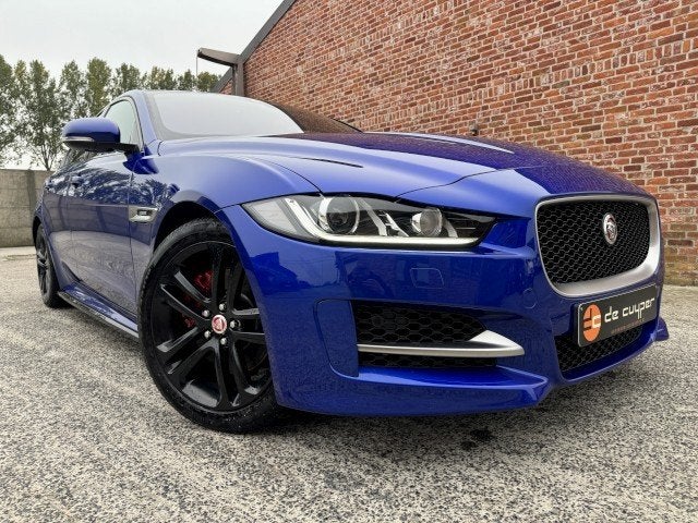 Jaguar Xe "R-sport" Xenon/keyles/MERIDAN/trekhaak/AUTOMAAT, Auto's, Automaat, 4 deurs, Achterwielaandrijving, 1800 kg