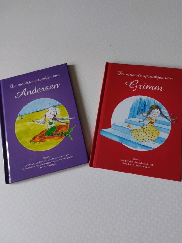 Sprookjes Van Grim Boek 2 stuks voor 2 €, Ophalen, Zo goed als nieuw