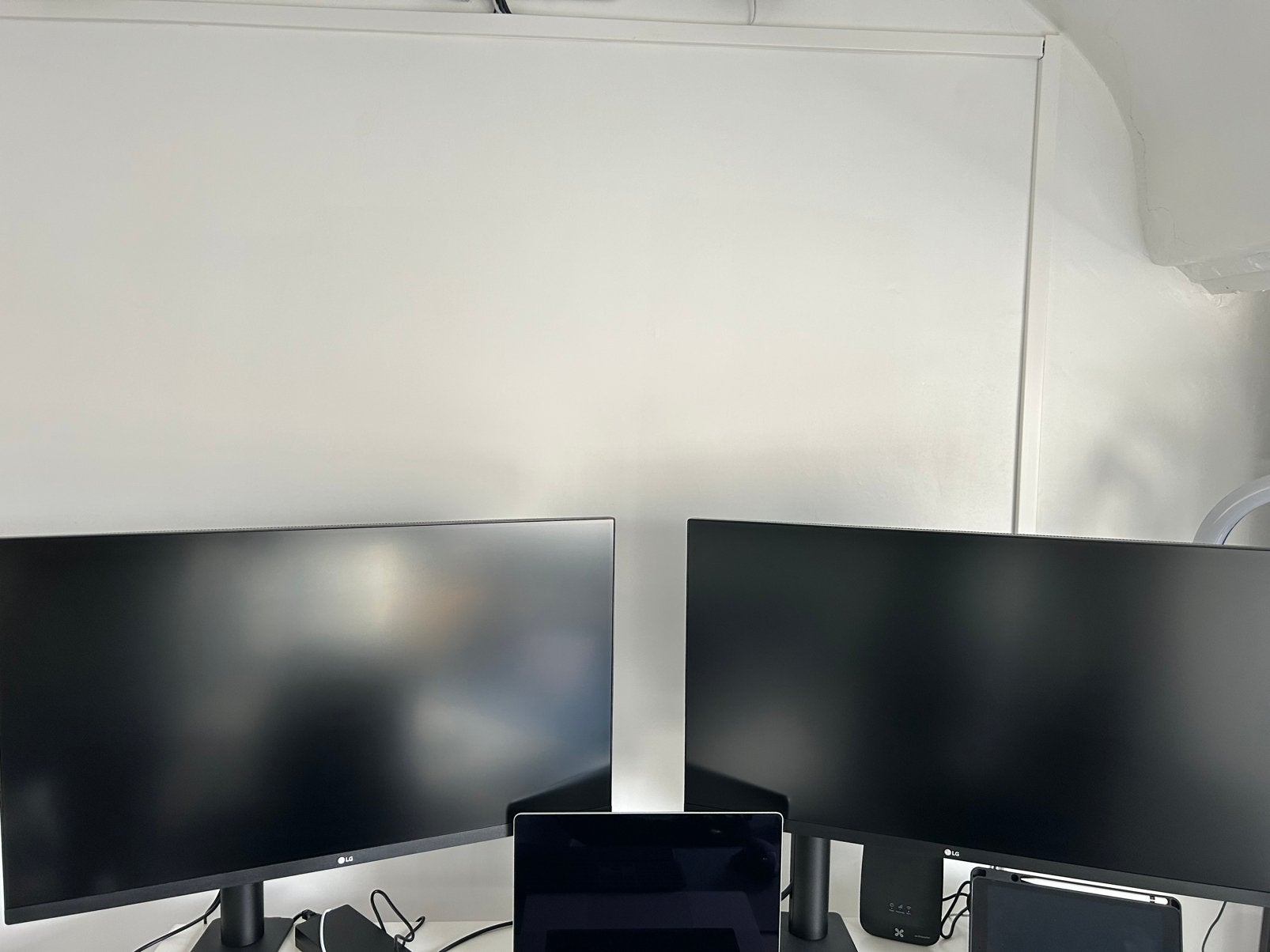 Moniteurs LG 32“, Informatique & Logiciels, Moniteurs, Enlèvement, Comme neuf