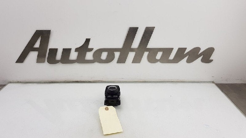 PANNEAU DE COMMANDE BORD ORDINATEUR BMW 1 serie (F20), Utilisé, BMW, Petuelring 130
80809  München, DE, Bayerische Motoren Werke AG