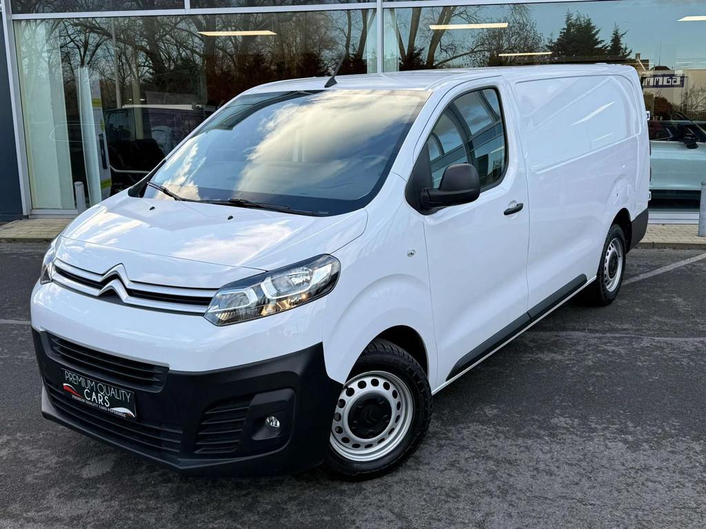 Citroën Jumpy LENGTE 3 / CRUISE / CARPLAY / NAVI / CAMERA, Auto's, Stof, Gebruikt, Citroën, Wit