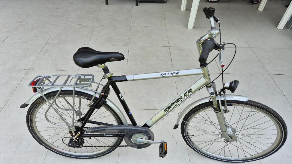 Als Nieuw fiets “Rambler“ 28 inch- voor langer dan 1.m 70 =>, Versnellingen, Zo goed als nieuw, 53 tot 57 cm, Ophalen