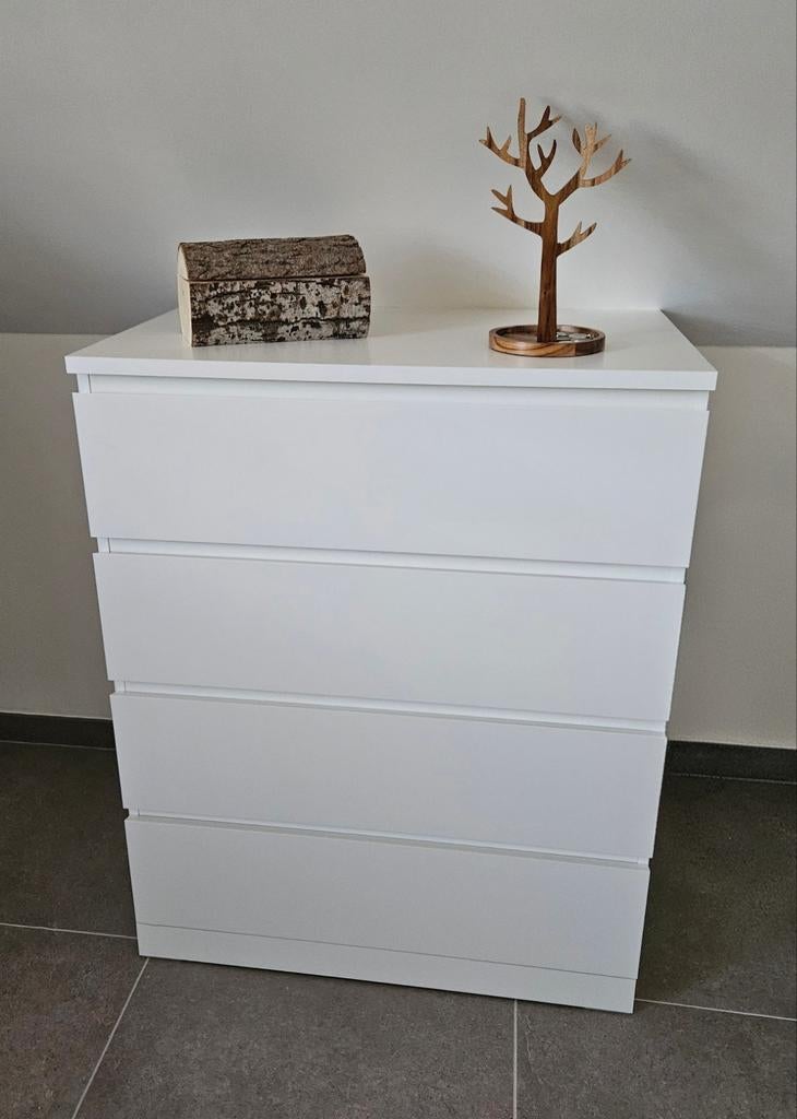 MALM Ladekasten, Ophalen