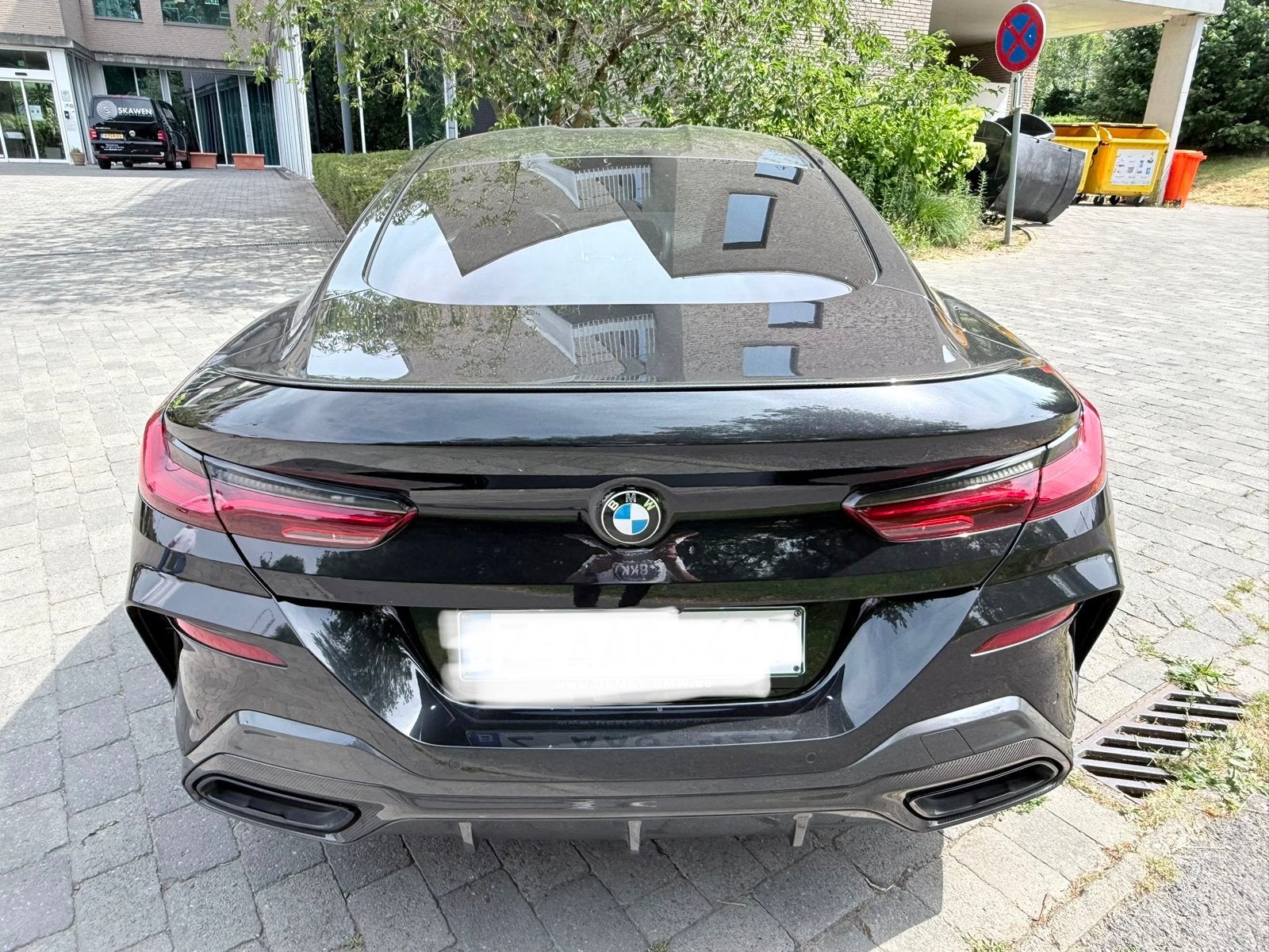 BMW M850 i M packet sport Swarovski 34710 eur netto, Auto's, Automaat, Zwart, Leder, Bedrijf