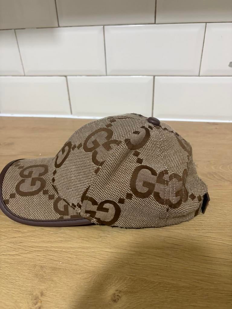 Gucci pet, Ophalen, Zo goed als nieuw, Pet