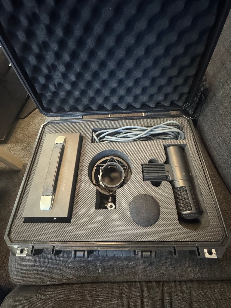 Warm Audio WA-8000 – Micro à lampe studio + accessoires, Enlèvement, Comme neuf, Micro studio