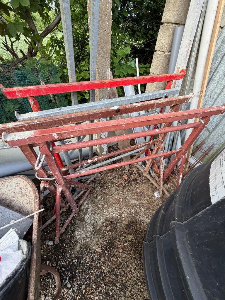 Tréteau de maçon Ø 42 mm - Hauteur de 1,20 à 2,20m, Enlèvement, Utilisé, Autres types, Moins de 2 mètres