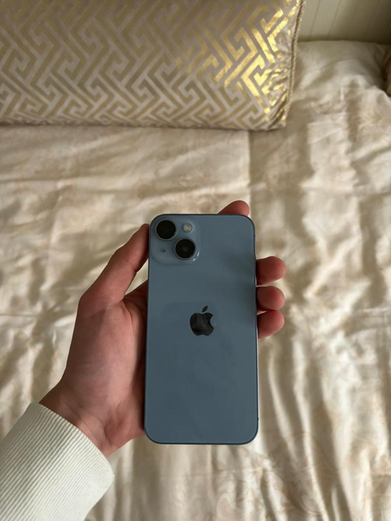 Iphone 14 128gb et 90% etat de batterie, 128 GB, Comme neuf, Enlèvement, Sans abonnement