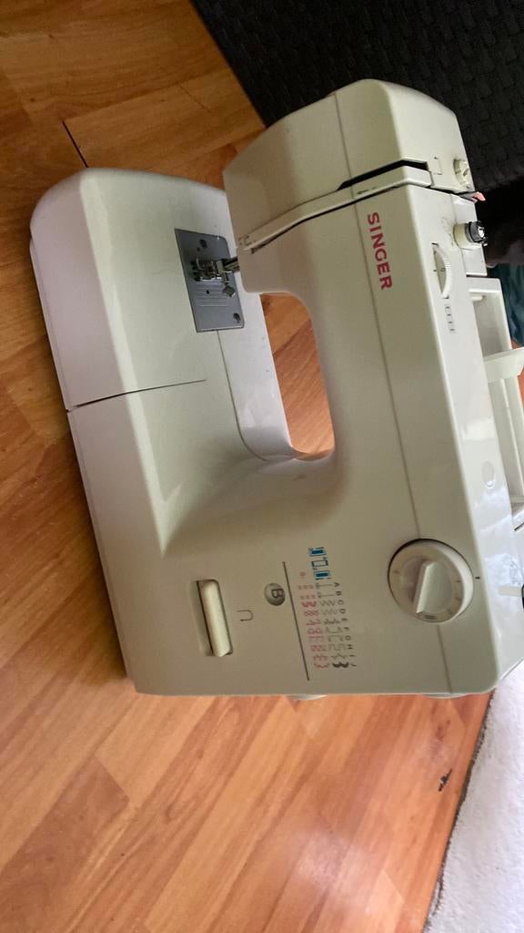 Naaimachine singer, Ophalen, Zo goed als nieuw, Naaimachine, Singer