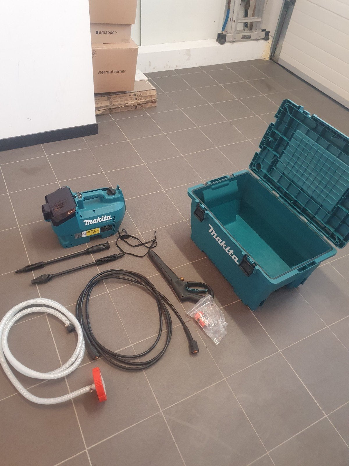 Makita hogedrukreiniger op accu's met 50l watertank, Comme neuf, Enlèvement, Makita, Batterie