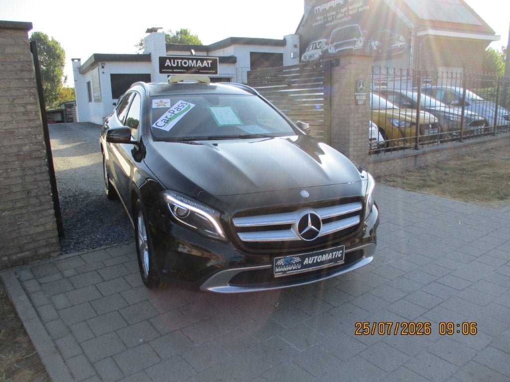 MERCEDES GLA180 7G-DCT AUTOMATIQUE NAVI CUIR CAMERA ALU 18", Achat, Entreprise, Entretenue par le concessionnaire, Noir