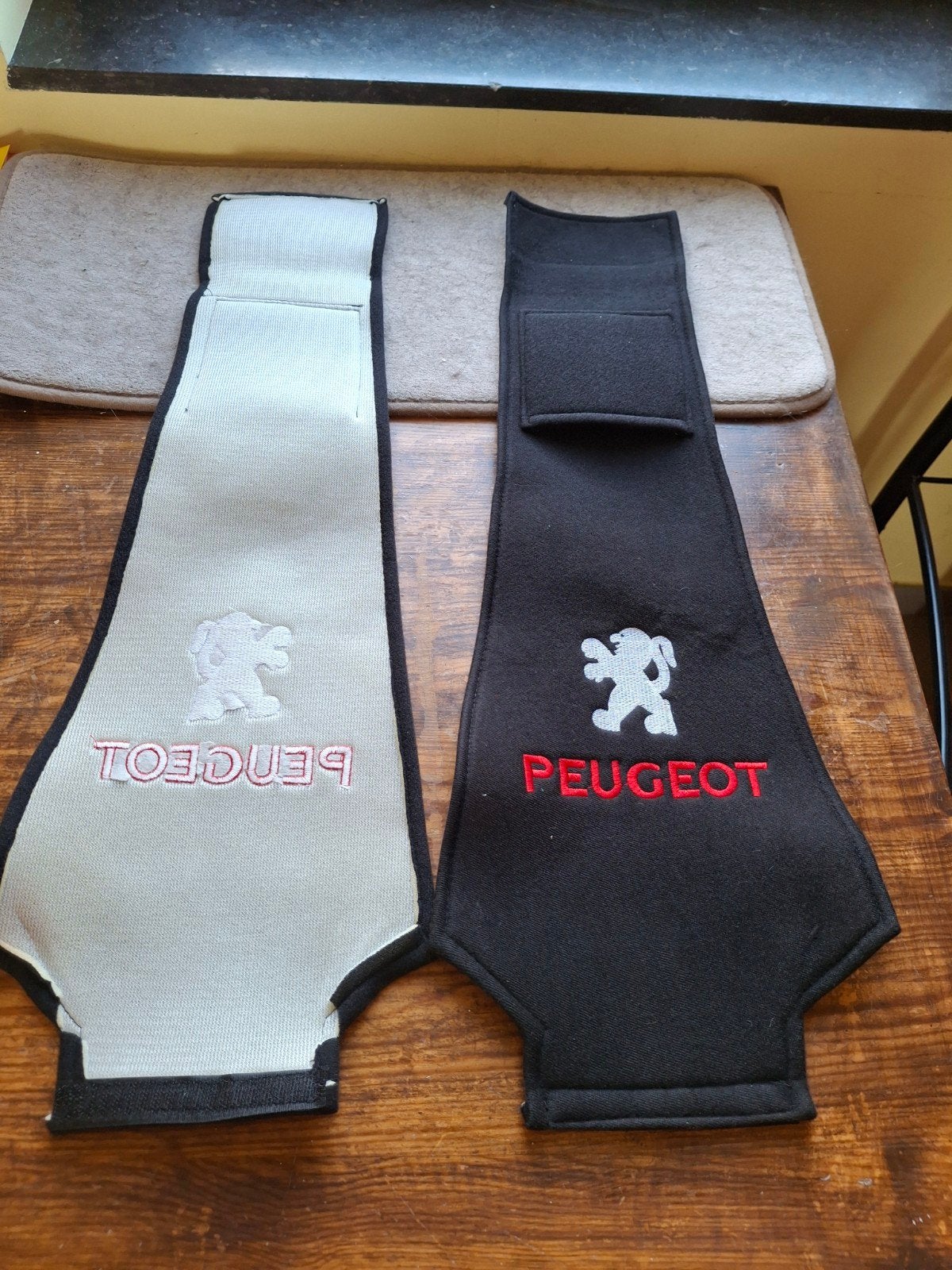 hoofdsteunen overtrek peugeot., Ophalen