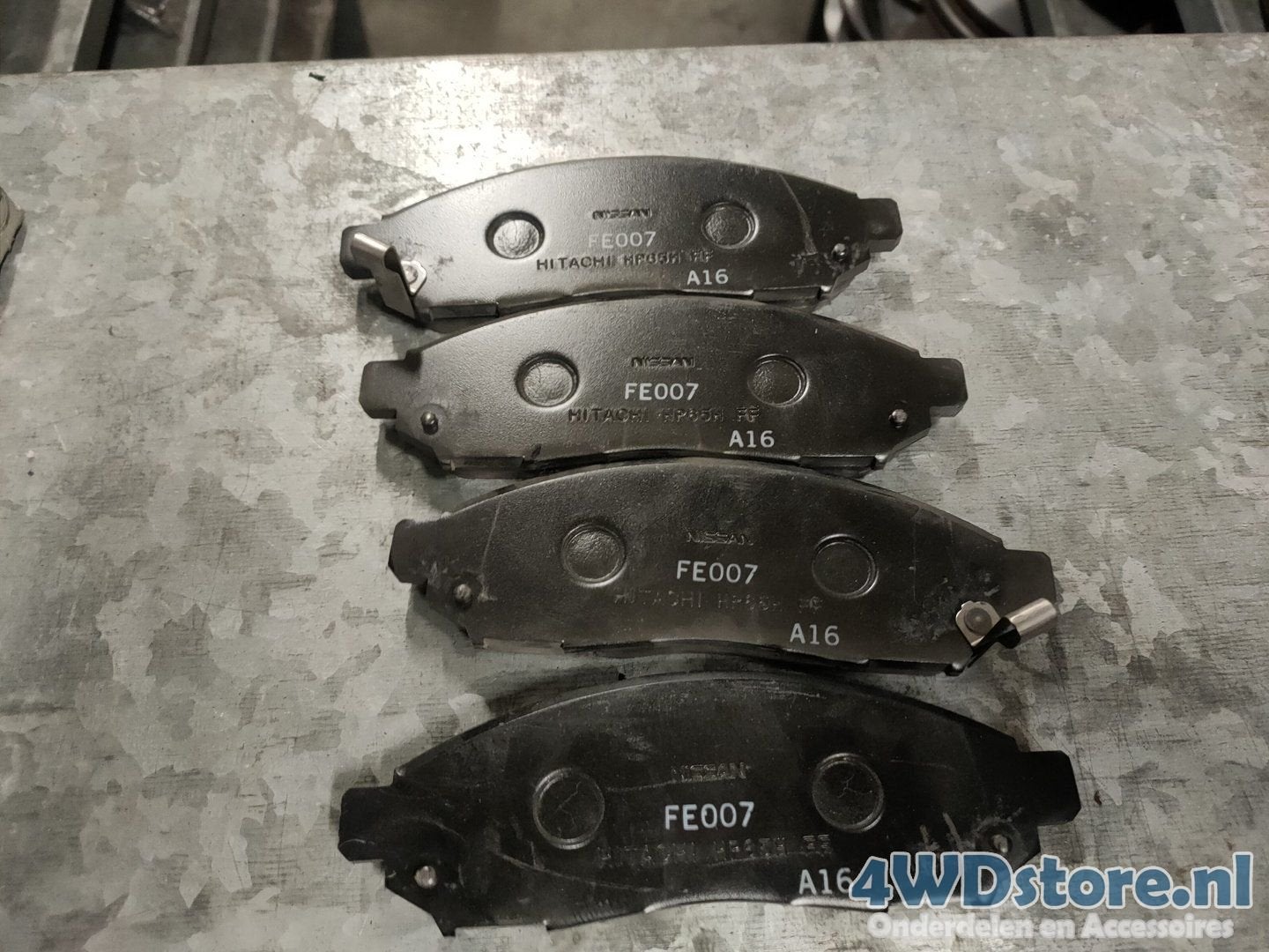 Nissan Navara/Pathfinder Remblokset Vooras D1060ZP00A, -, -, Nieuw, Ophalen of Verzenden