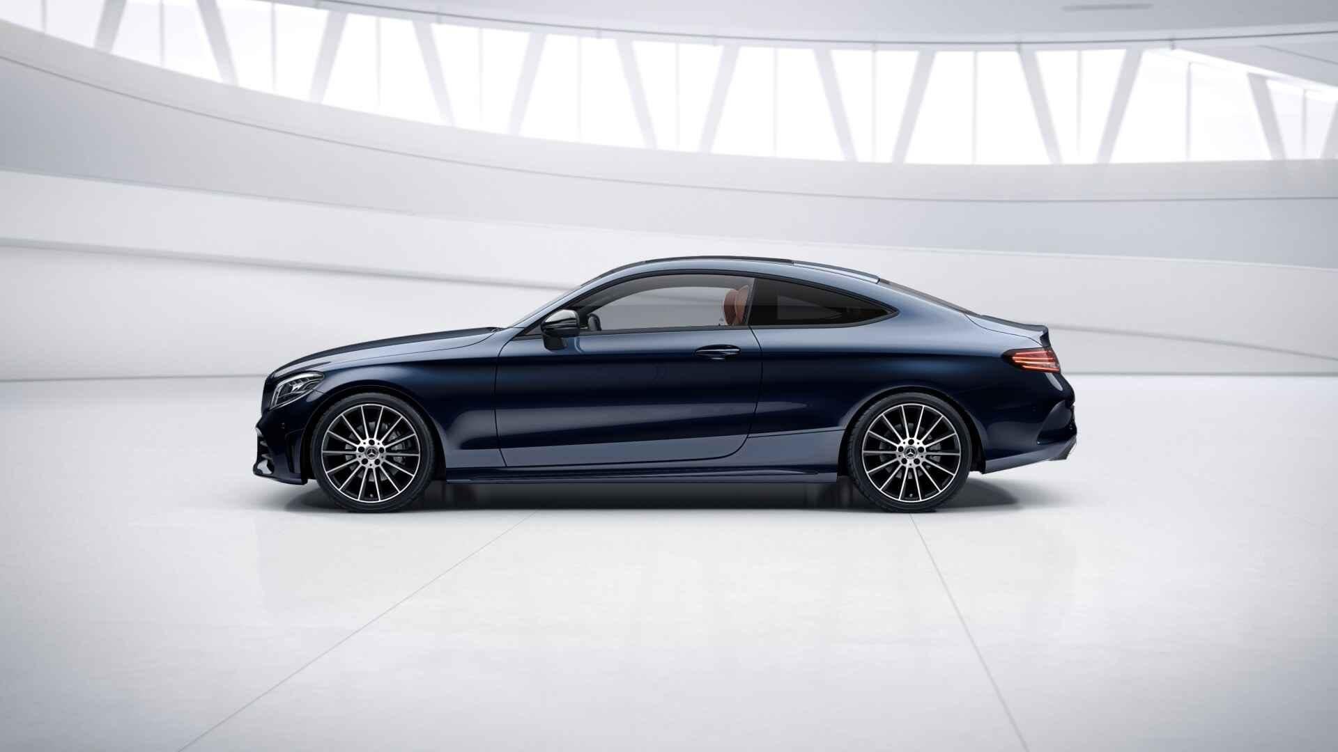 Mercedes-Benz C-Klasse 180 Coupé AMG Line | Panoramisch Dak, Auto's, Automaat, 4 zetels, Gebruikt, 4 cilinders
