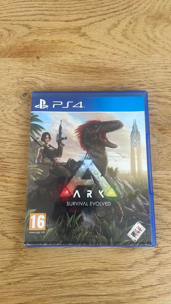 Ark survival evolved ps4, Games en Spelcomputers, 2 spelers, Ophalen of Verzenden, Gebruikt, Online