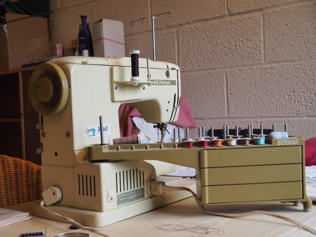 Bernina Record 730, Enlèvement, Utilisé, Machine à coudre, Bernina