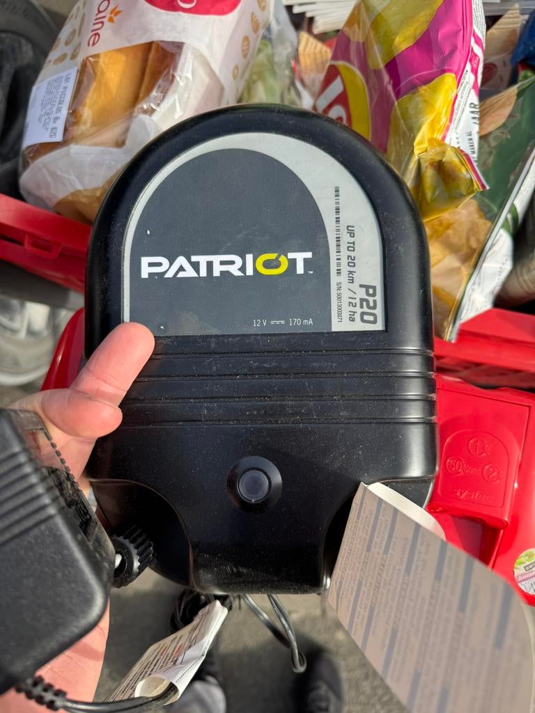 Electrificateur patriot p20, Animaux & Accessoires, Autres accessoires pour animaux, Comme neuf, Enlèvement ou Envoi