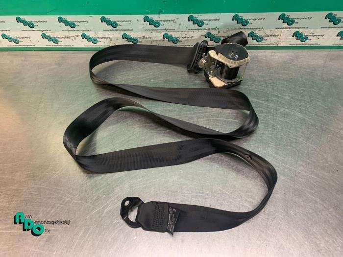 Ceinture de sécurité arrière gauche d'un Renault Twingo (, Renault, -, 3 mois de garantie, Utilisé