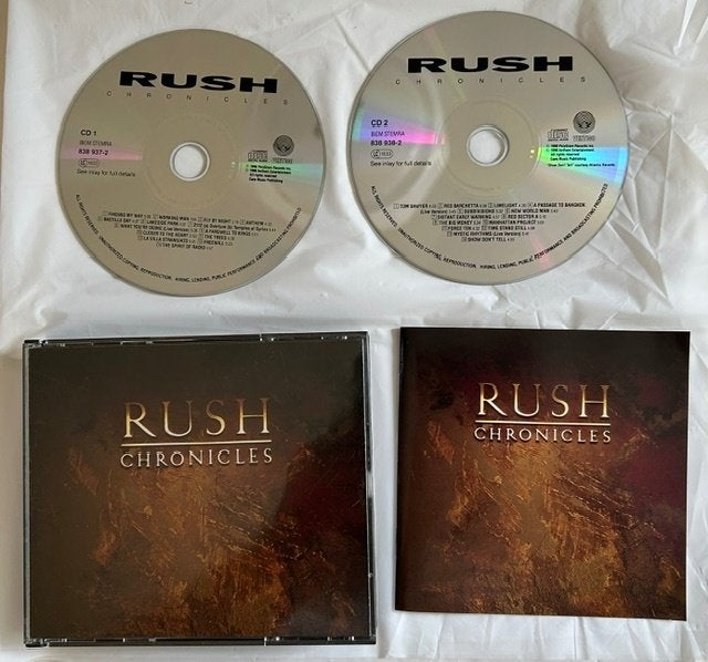 2CD RUSH - CHRONICLES - GEDDY LEE -ALEX LIFESON - NEIL PEART, Rock, Enlèvement ou Envoi, Compilation, Utilisé