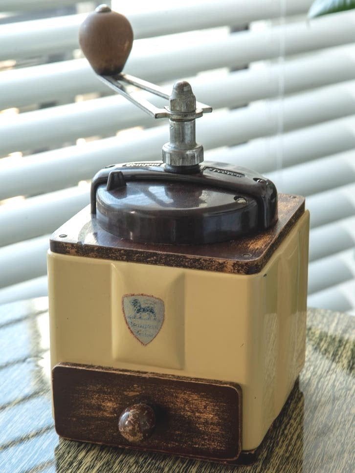 vintage koffiemolen van het merk peugeot, Antiek en Kunst, Ophalen of Verzenden