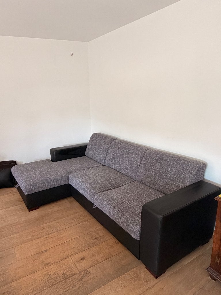 Canapé d'angle gris/noir, Maison & Meubles, Canapés | Coins salons complets, Utilisé, Cuir, Tissus, Enlèvement