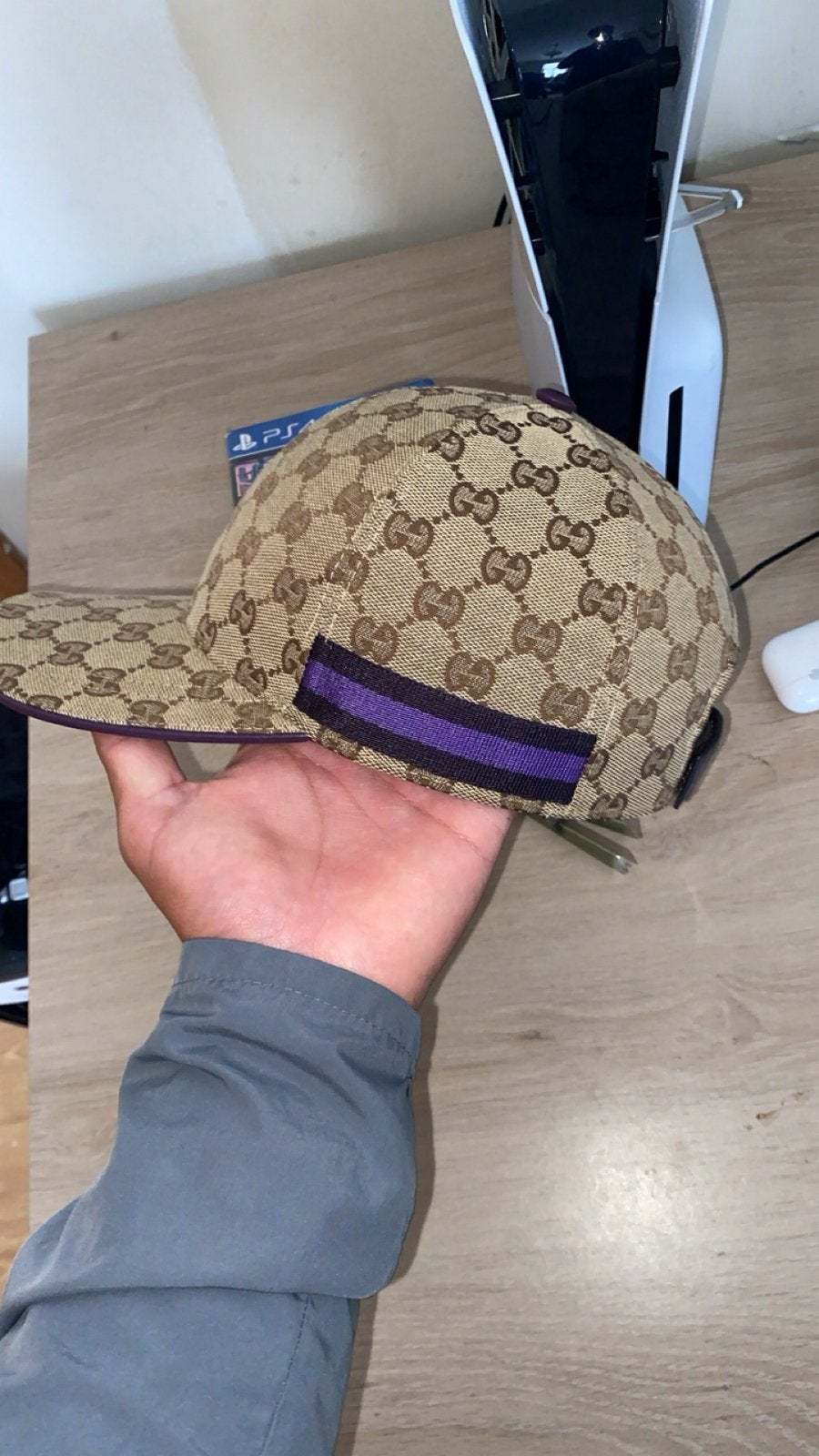 Limited edition gucci violet, Kleding | Heren, Hoeden en Petten, Ophalen, Zo goed als nieuw, 58 of 59 cm (L, 7¼ of ⅜ inch), Pet