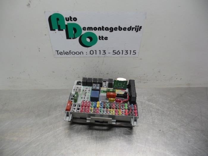 Zekeringkast van een Opel Astra (Astra G 98-), Gebruikt, -, -, Opel
