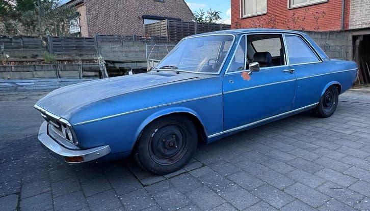audi 100 LS oldtimer, Stof, Zwart, Blauw, Handgeschakeld