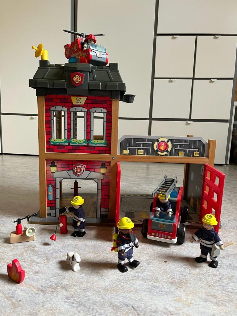 Hape Houten Brandweerkazerne, Ophalen, Zo goed als nieuw, Overige typen