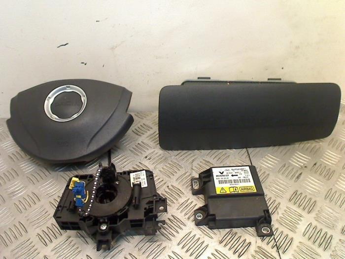 Kit + module airbag d'un Dacia Logan, Dacia, -, 3 mois de garantie, Utilisé