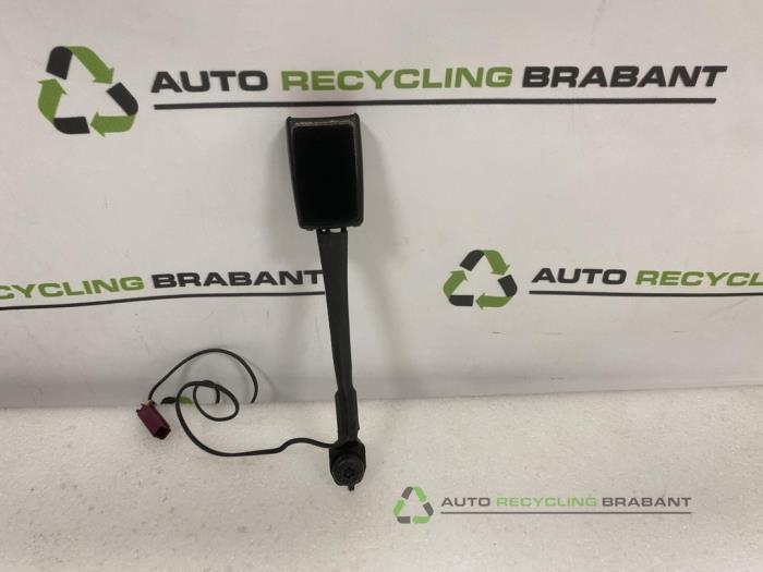 Insertion ceinture de sécurité avant droite d'un Ford Focu, Autos : Pièces & Accessoires, -, 3 mois de garantie, Utilisé, -