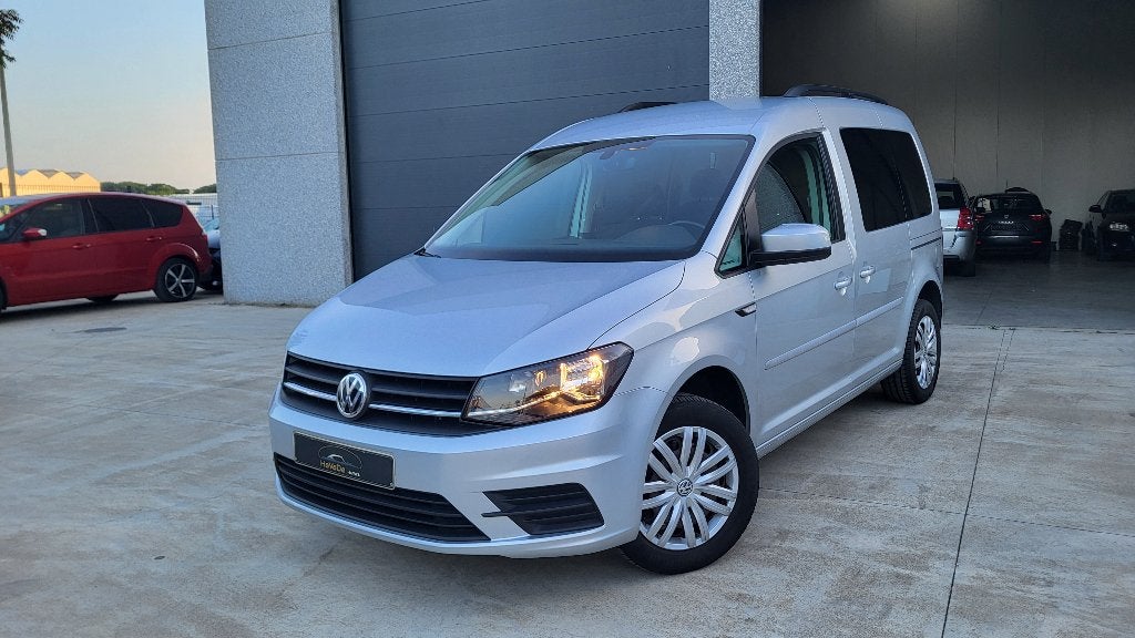 Volkswagen CADDY 1.4 Benzine Euro 6 van 2017 met 044.000 km, Auto's, Voorwielaandrijving, 5 deurs, Zilver of Grijs, https://public.car-pass.be/vhr/0c548c92-c331-4d8e-9b49-af166cb48d5d