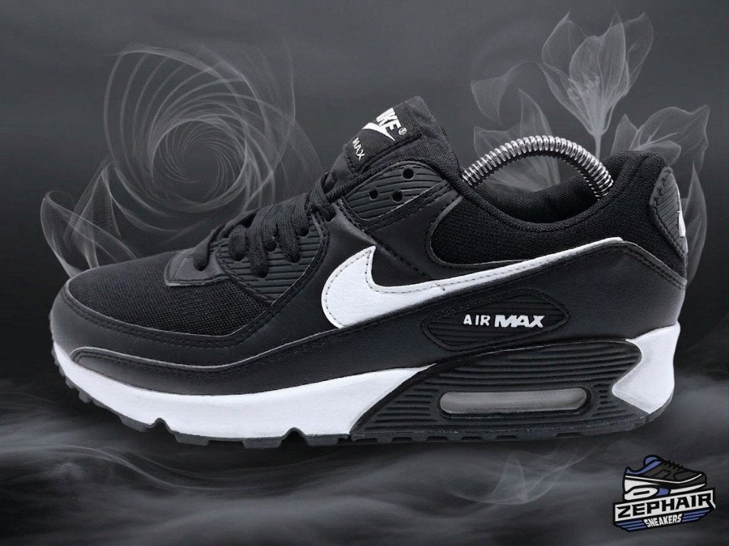 Nike Air Max 90 'Black/White' EU44 2023, Vêtements | Hommes, Chaussures, Enlèvement ou Envoi, Nike, Porté, Baskets
