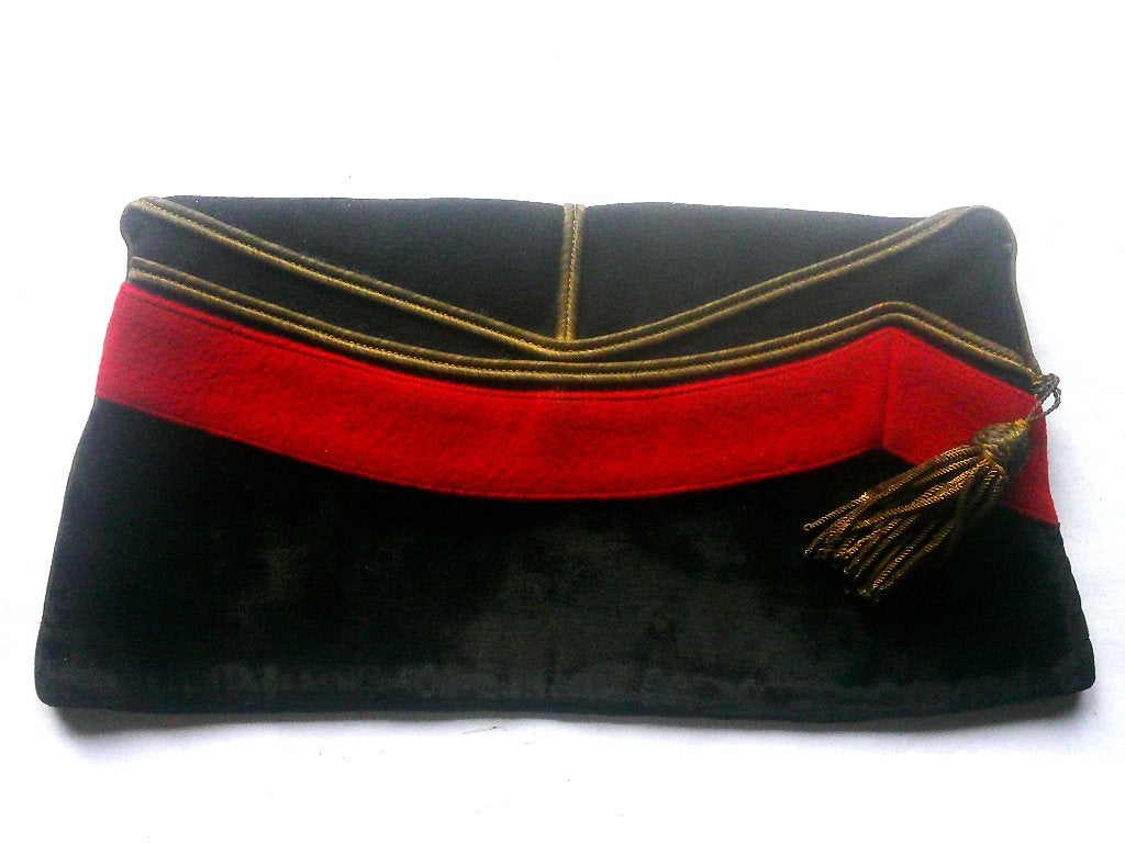Bonnet officier modèle 1863/91 de sapeur du génie ou pompier, Verzenden, Landmacht, Overige typen