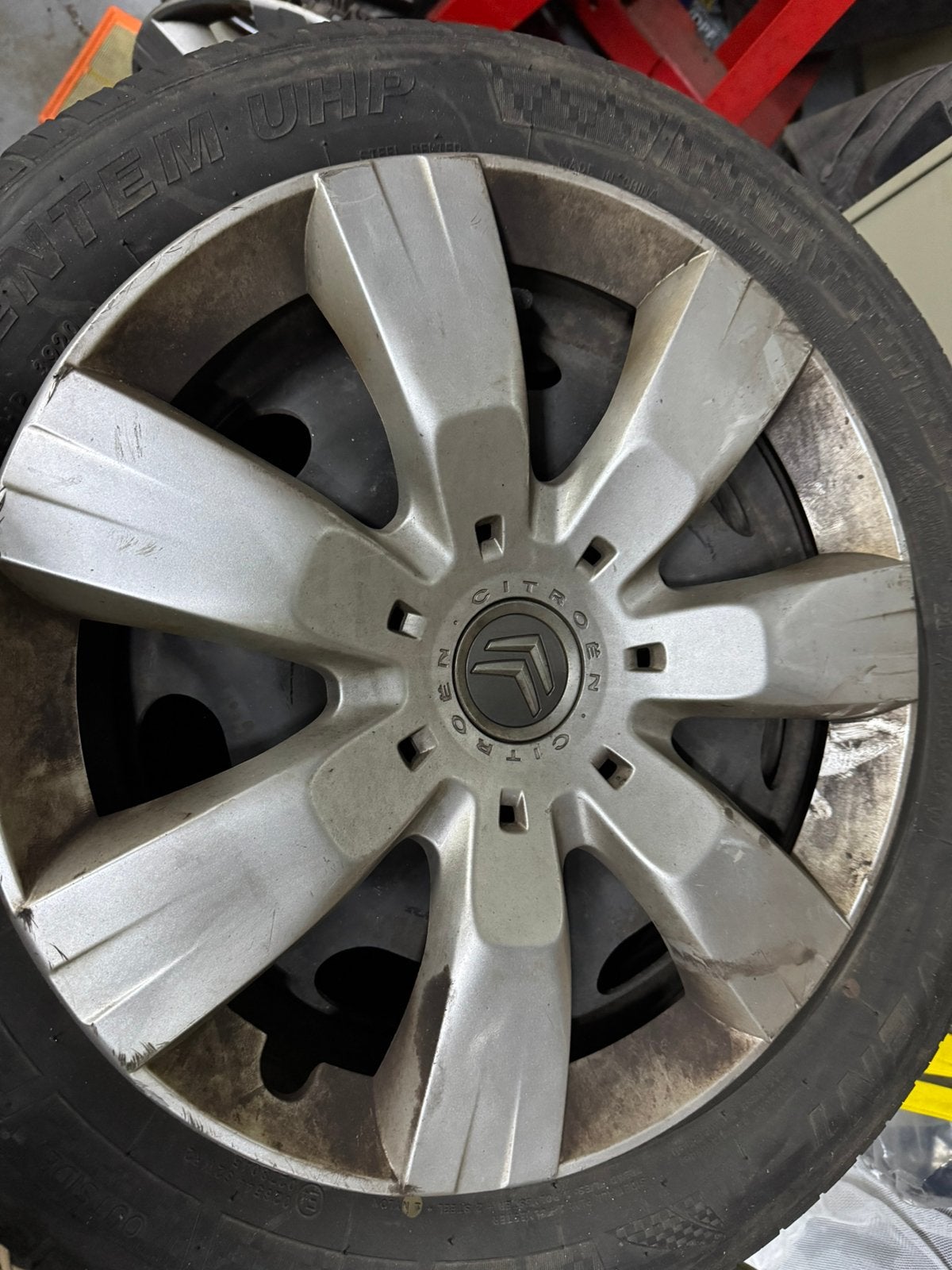 Jantes + pneus 215/55R16, Autos : Pièces & Accessoires, Pneus & Jantes, Enlèvement, Pneus et Jantes