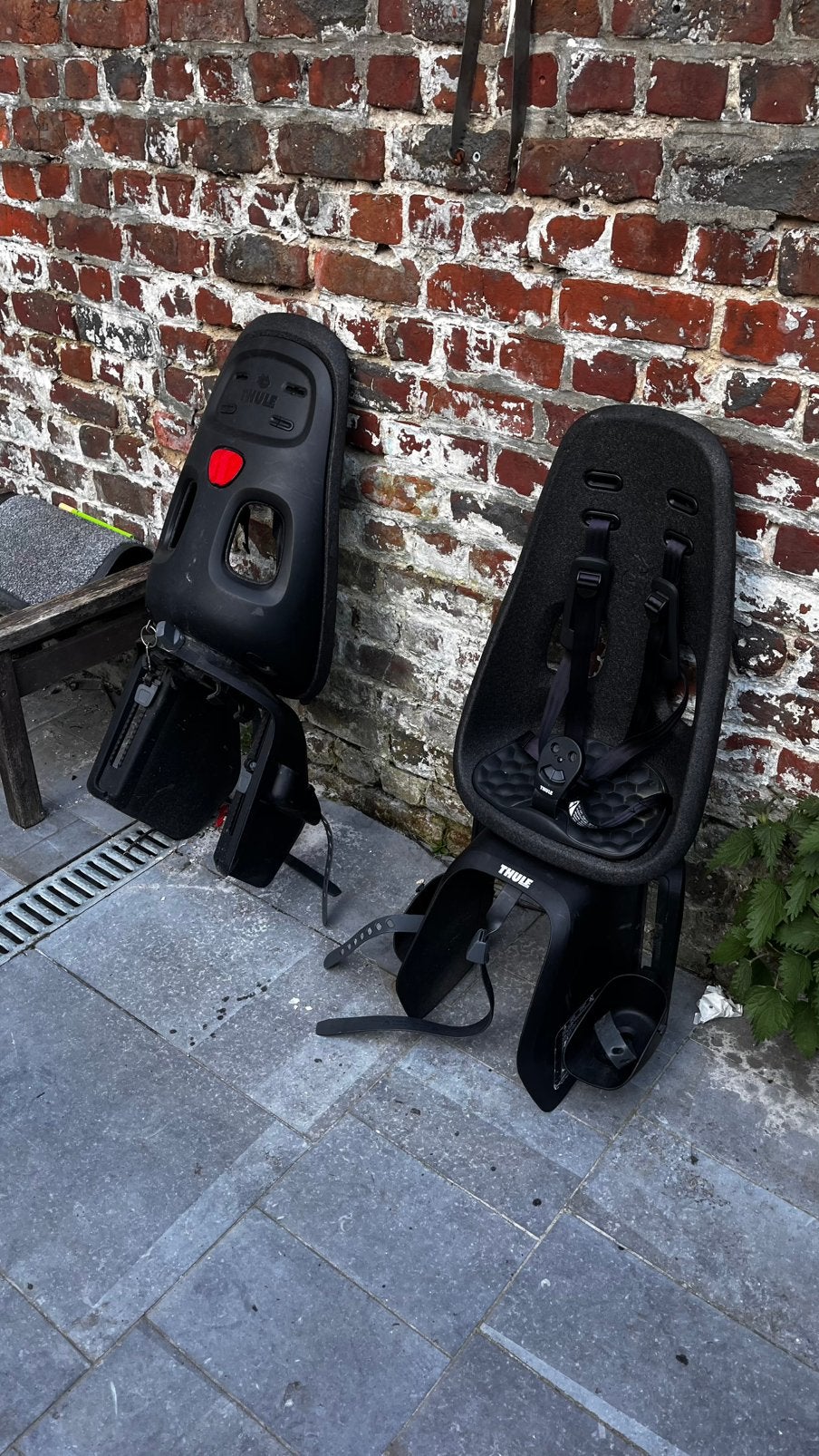 2 portes bebe marque thule vendu separement, Enlèvement, Comme neuf