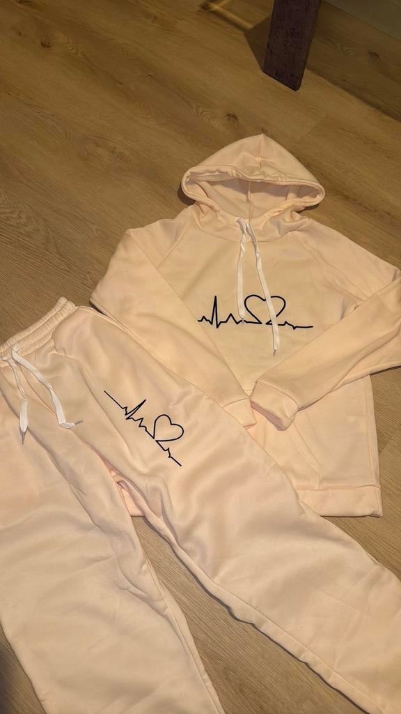 Sportkledij winter, Ophalen, Nieuw, Maat 38/40 (M), Beige