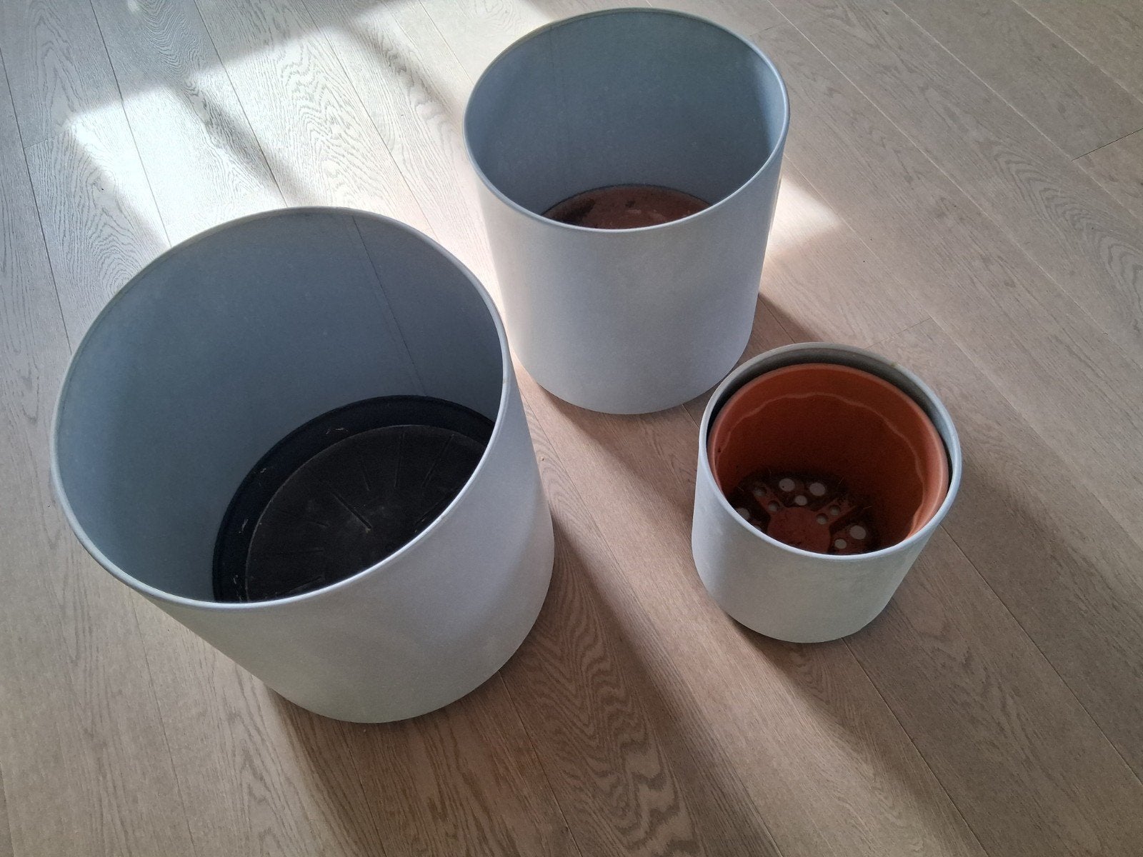 Cache pots sur roulettes, Enlèvement, Métal