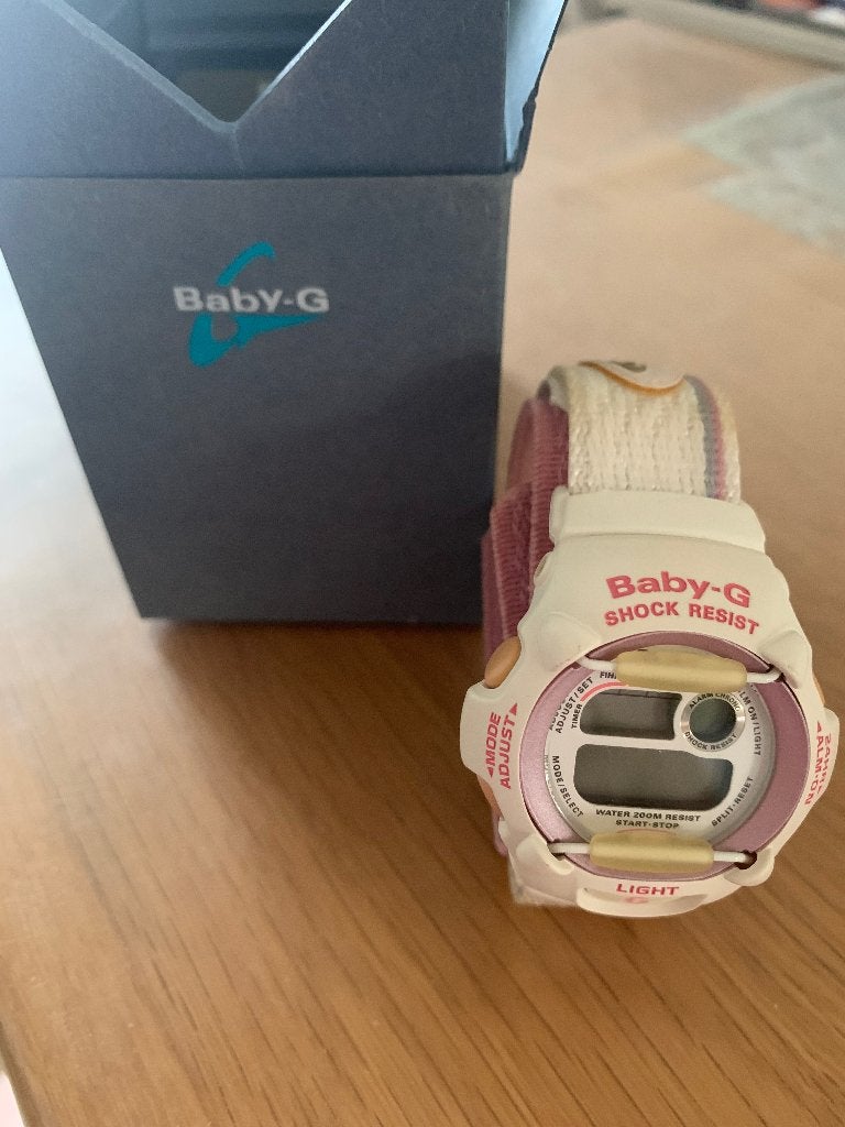 Horloge baby g, Handtassen en Accessoires, Horloges | Dames, Gebruikt, Polshorloge, Kunststof, Ophalen