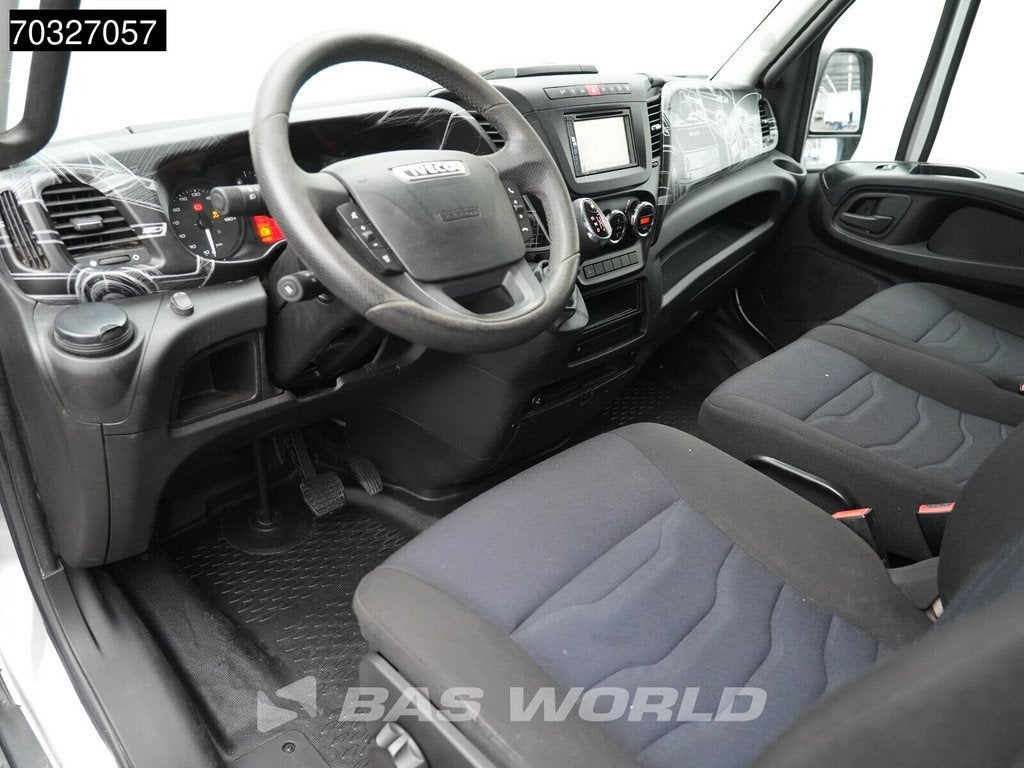 Iveco Daily 35S21 3.0L Automaat L2H2 3,5t Trekhaak 210PK Nav, Stof, Gebruikt, Euro 6, 4 cilinders